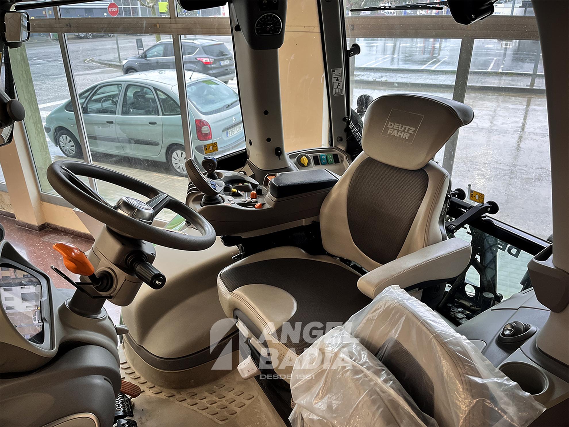 DEUTZ-FAHR 6210 TTV "Warrior" Edition Slider Image