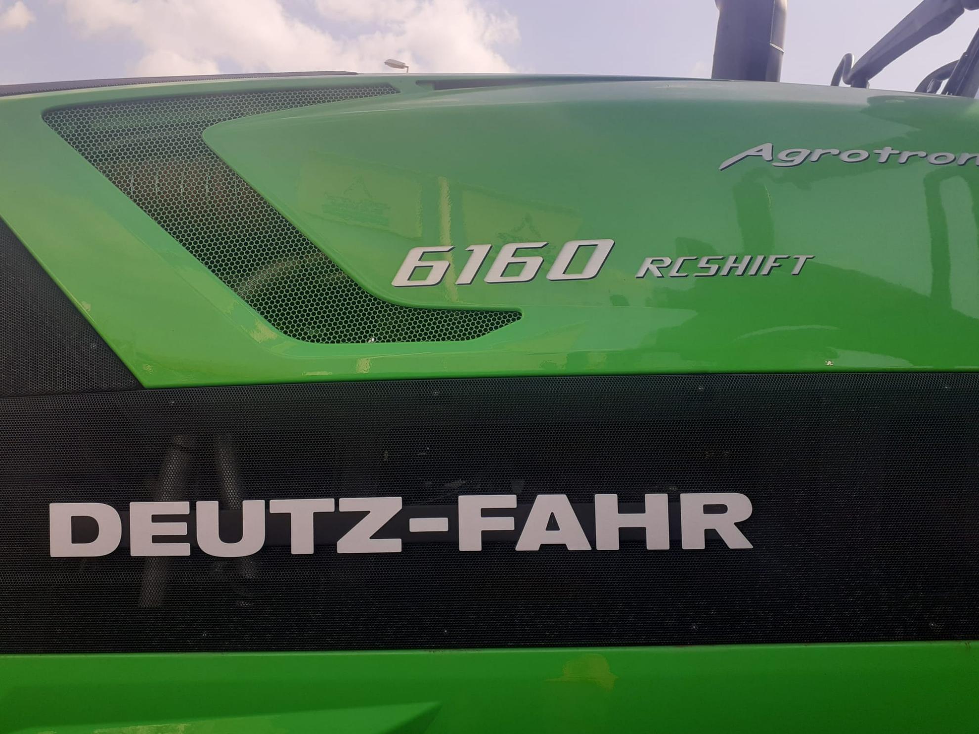 DEUTZ 6160 AGRTRON Slider Image