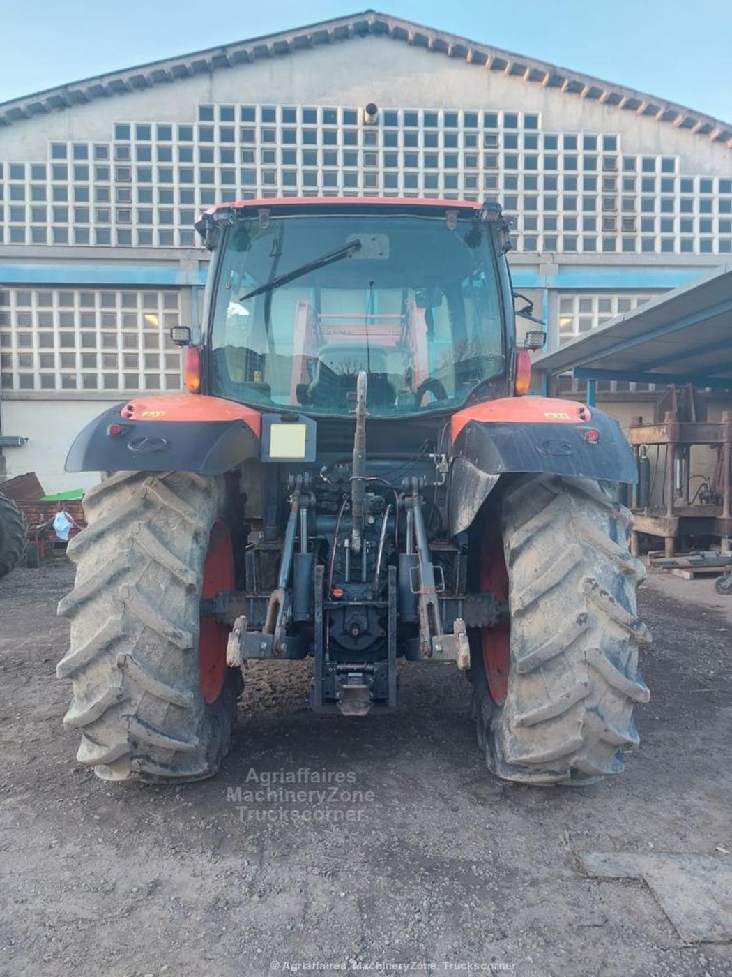 Kubota M 110 GX Slider Image