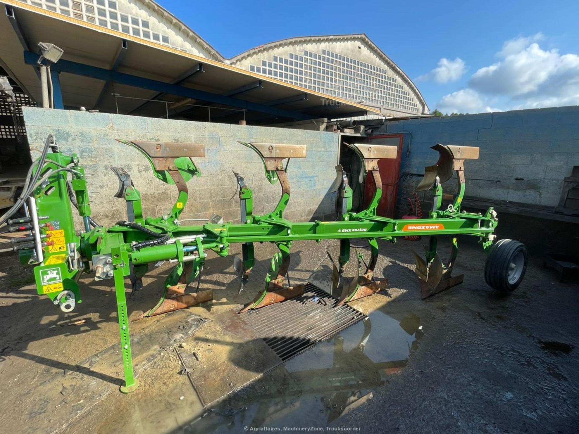 Amazone CAYROS XMS 1050 V 4 Slider Image