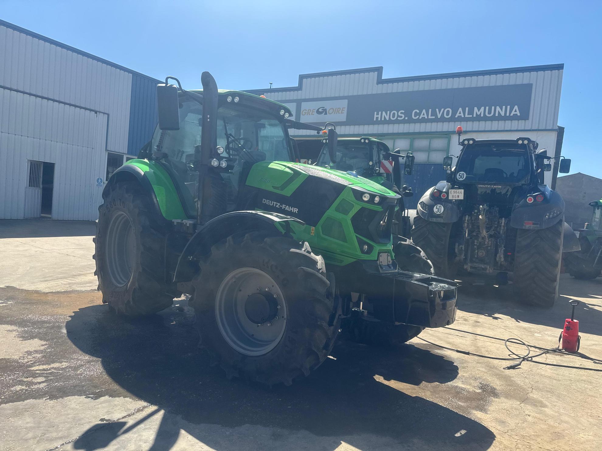 Tractor DEUTZ-FAHR Agrotron 6160 RCSHIFT