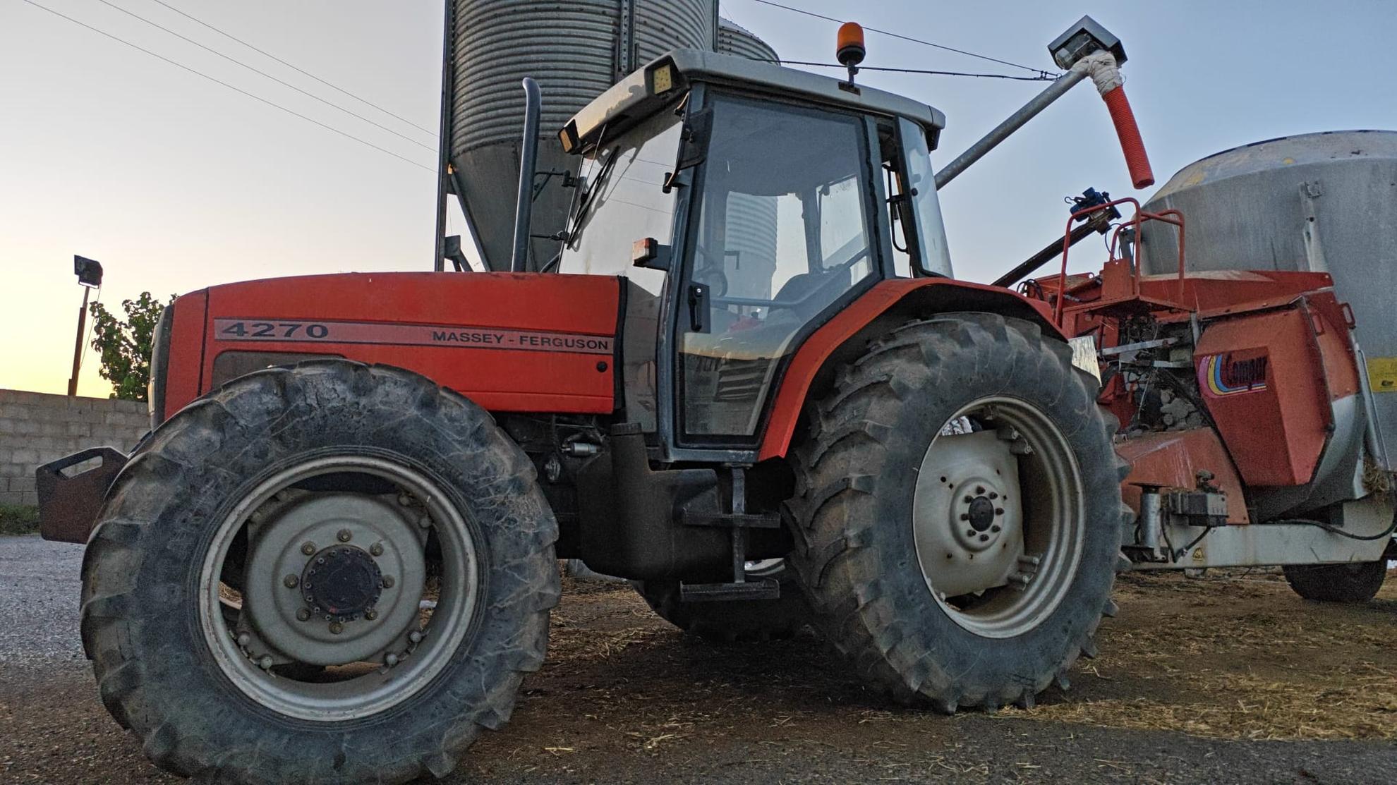 MASSEY FERGUSON 4270