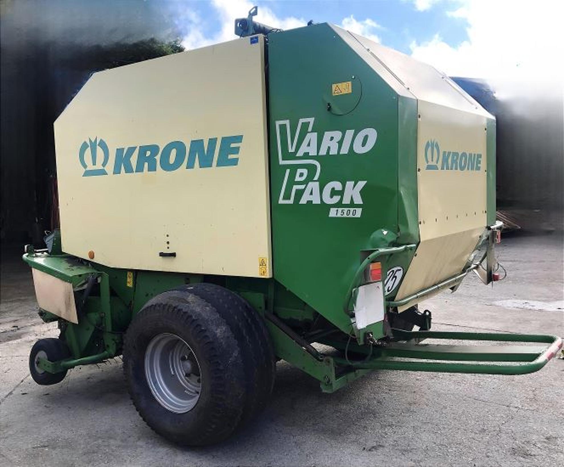ROTOEMPACADORA KRONE VARIO PACK 1500 Slider Image