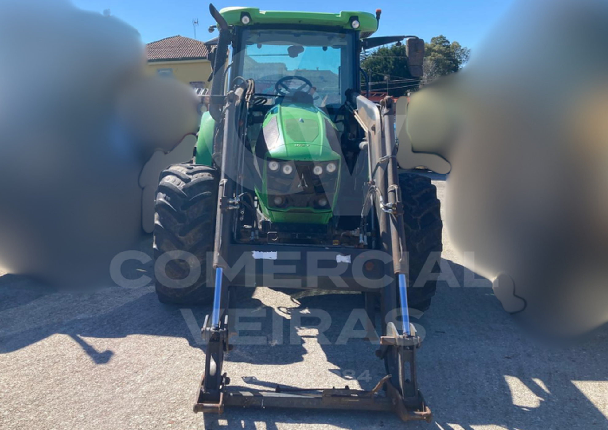 Deutz Fahr 5110 con pala Slider Image