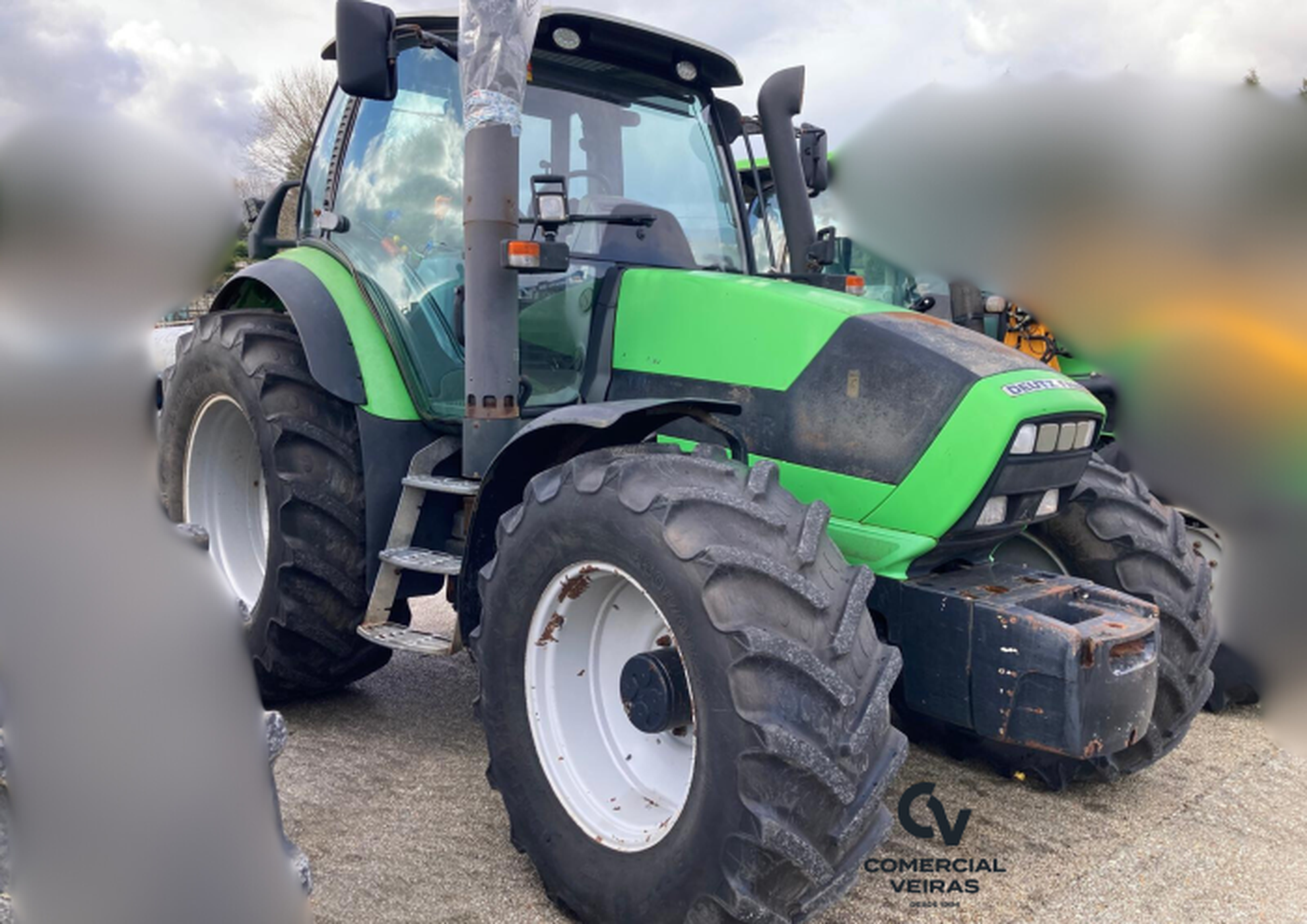 DEUTZ-FAHR AGROTRON M620 Slider Image