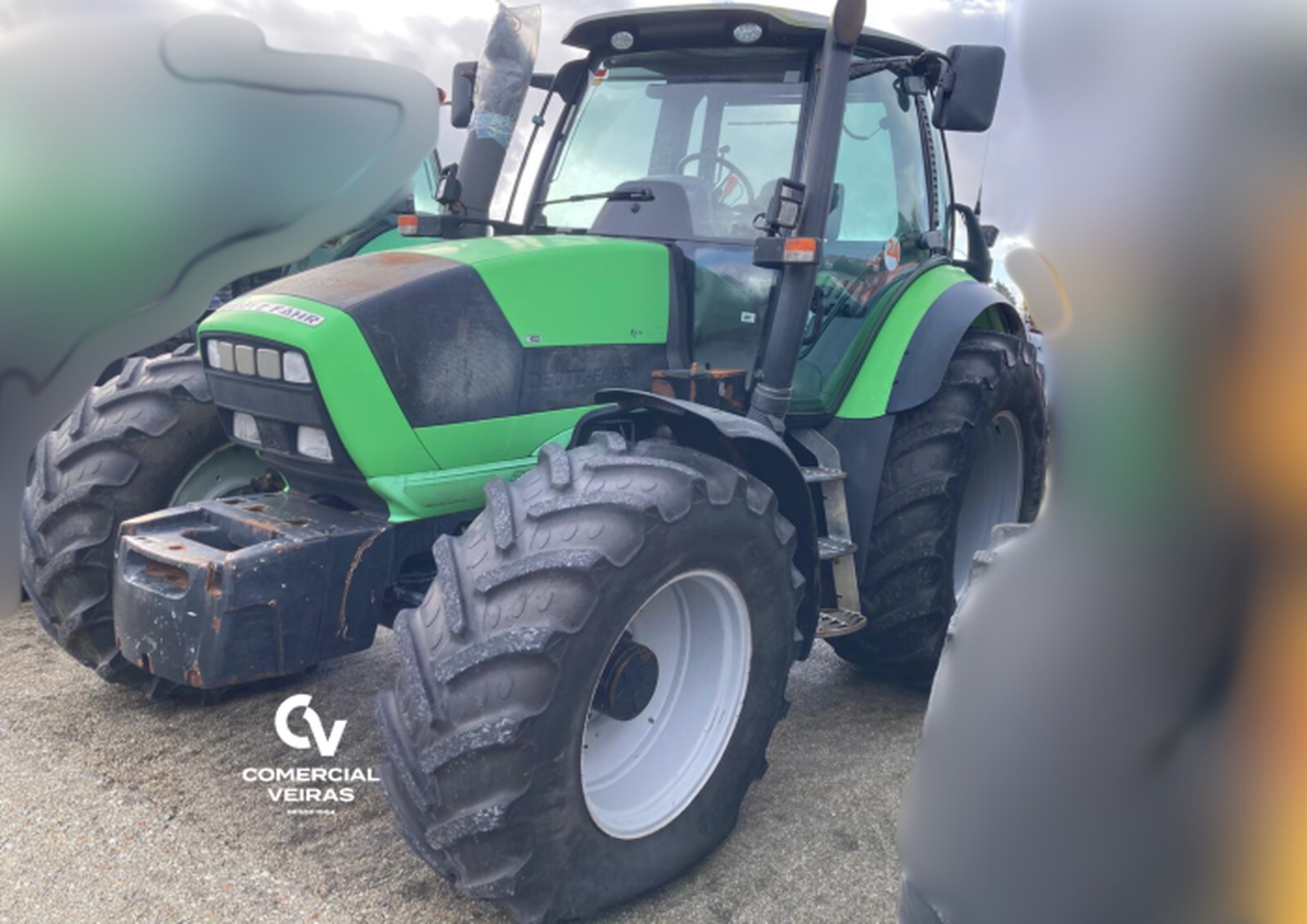 DEUTZ-FAHR AGROTRON M620 Slider Image