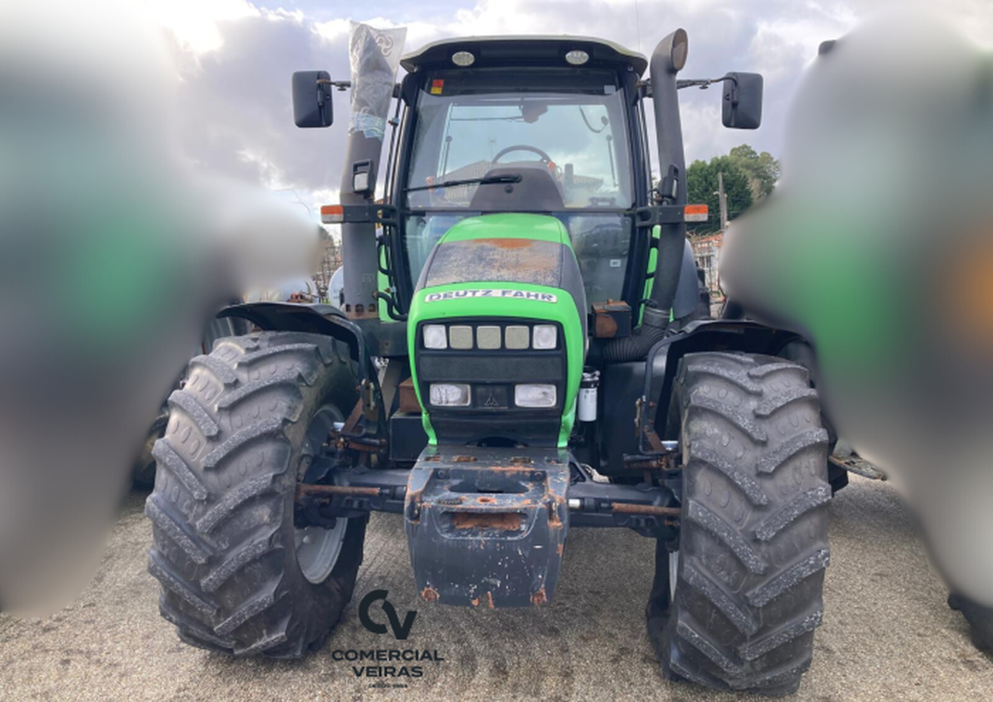 DEUTZ-FAHR AGROTRON M620 Slider Image