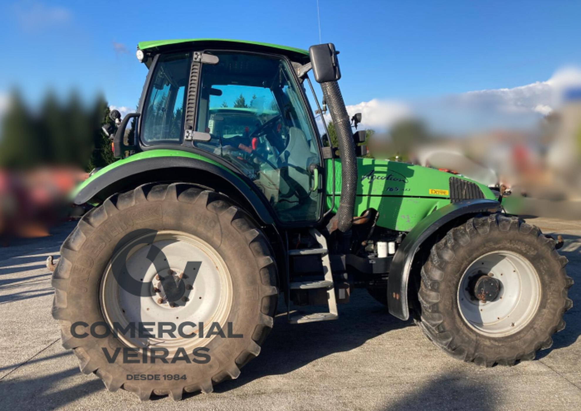 DEUTZ FAHR AGROTRON 165 MK3 Slider Image