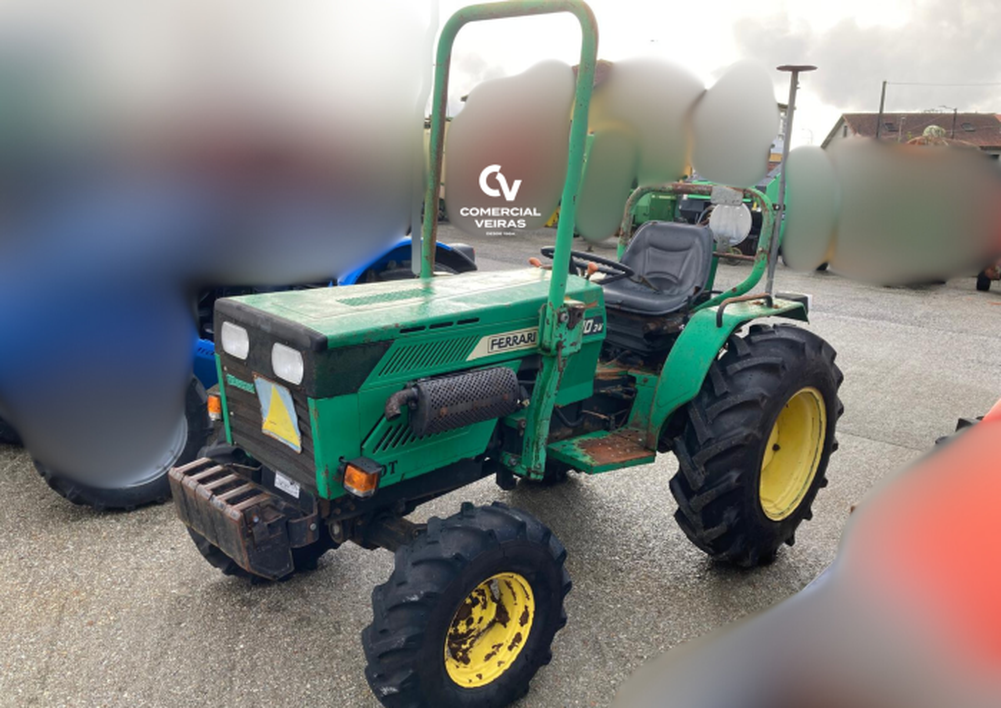 FERRARI 40 3W Slider Image