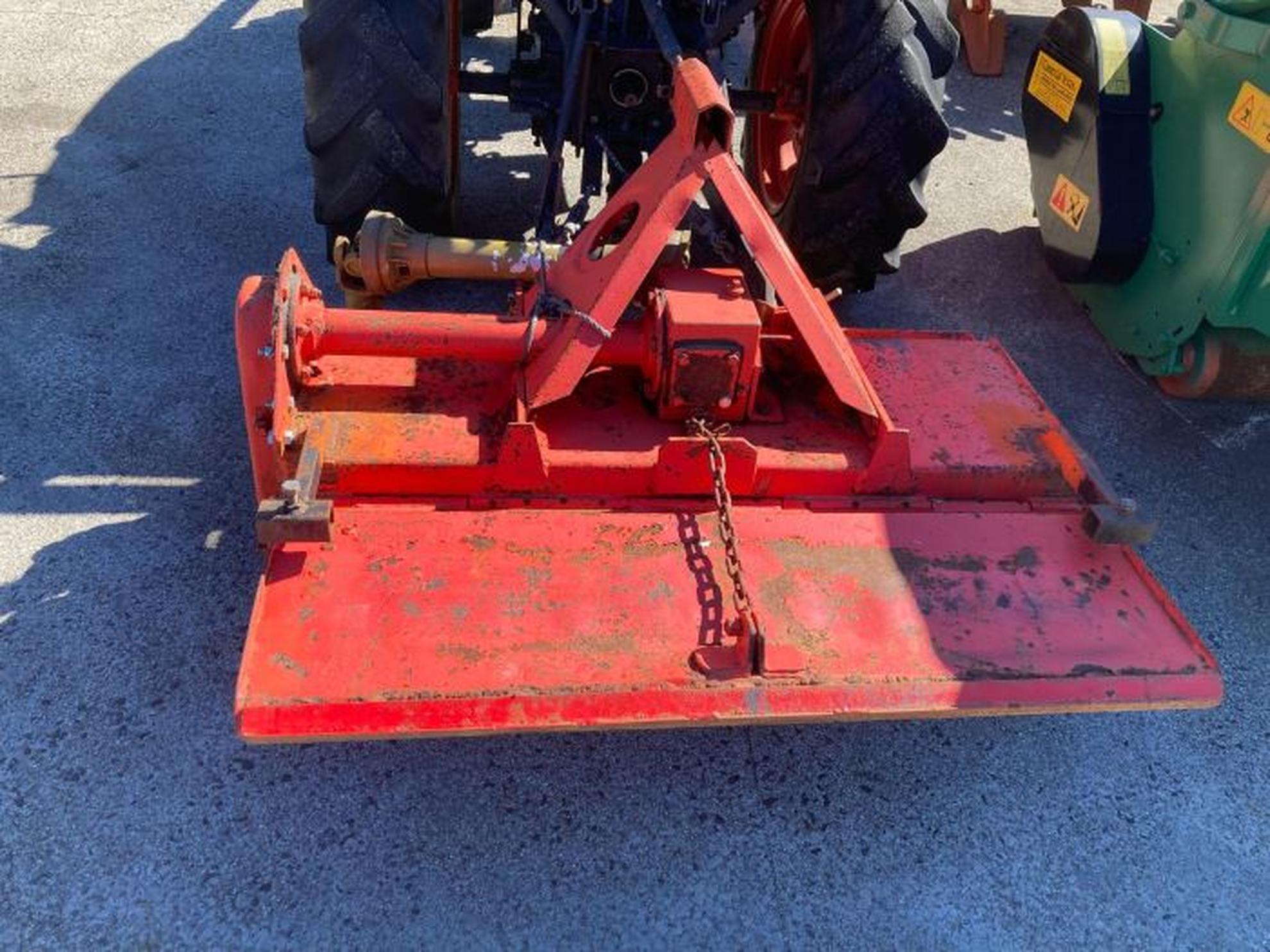 FRESADORA AGRATOR AV-1550 Slider Image