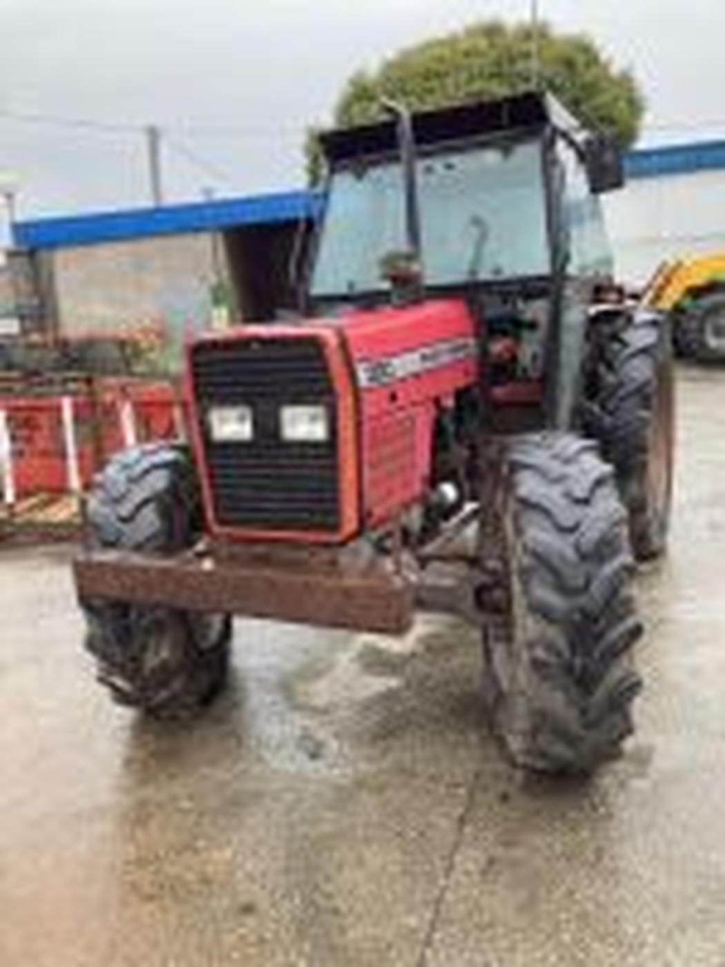 Massey Ferguson 390-E