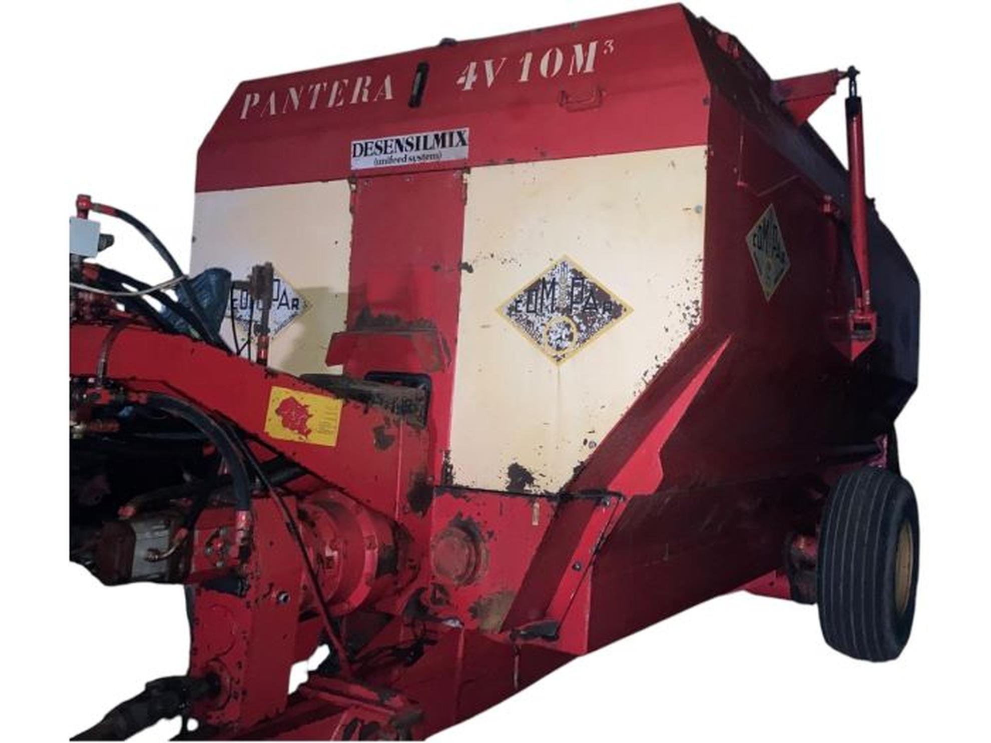 CARRO MEZCLADOR COMPAR PANTERA 4V 10M³ Slider Image