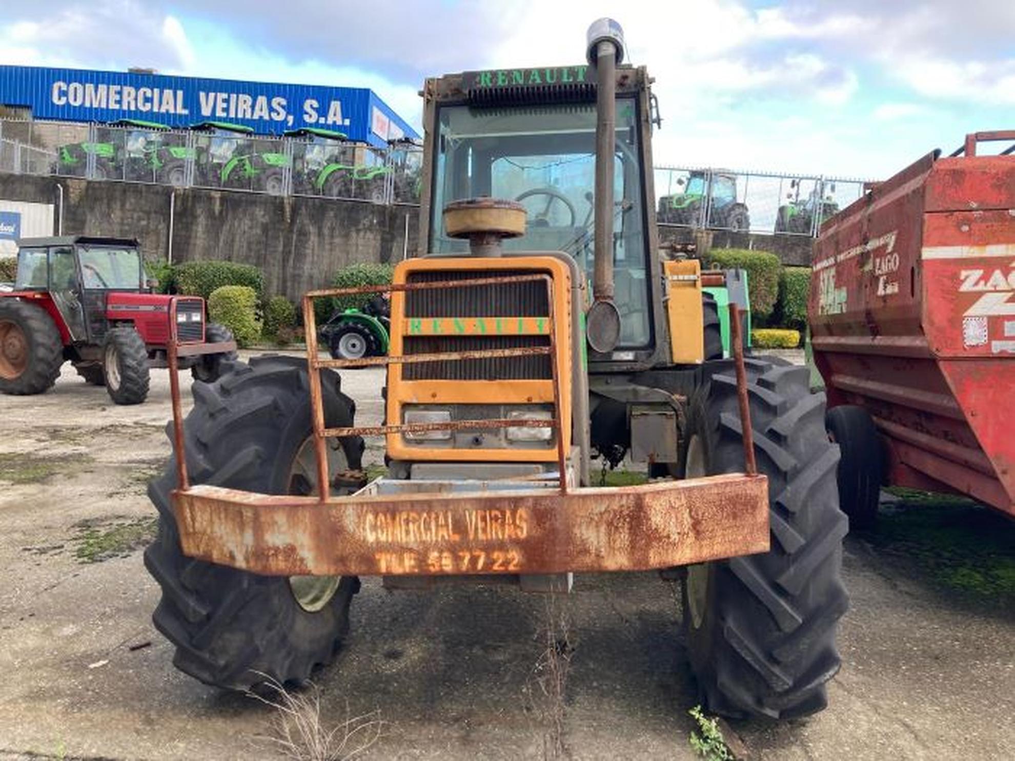 RENAULT 110-14 DT Slider Image