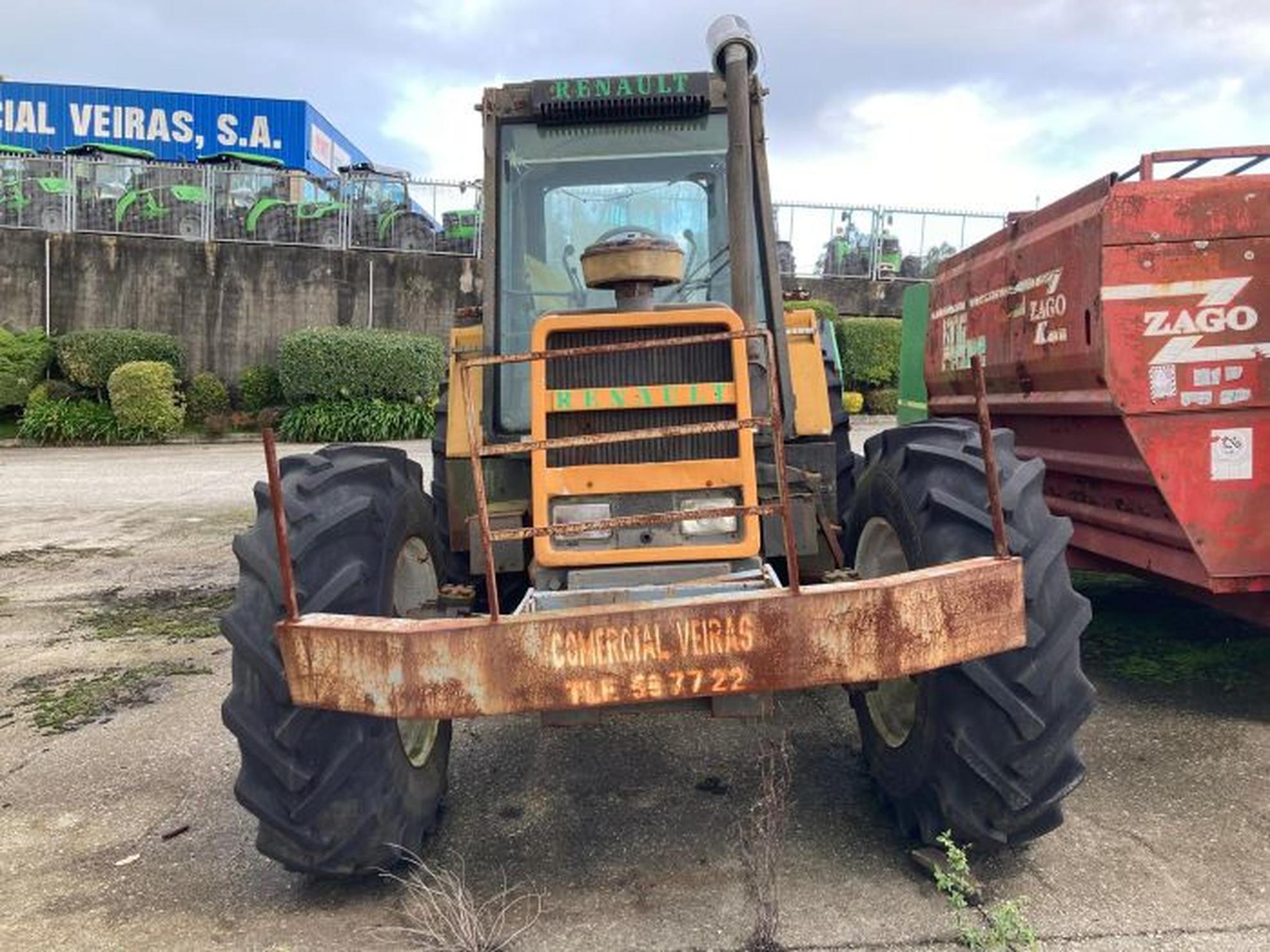 RENAULT 110-14 DT Slider Image