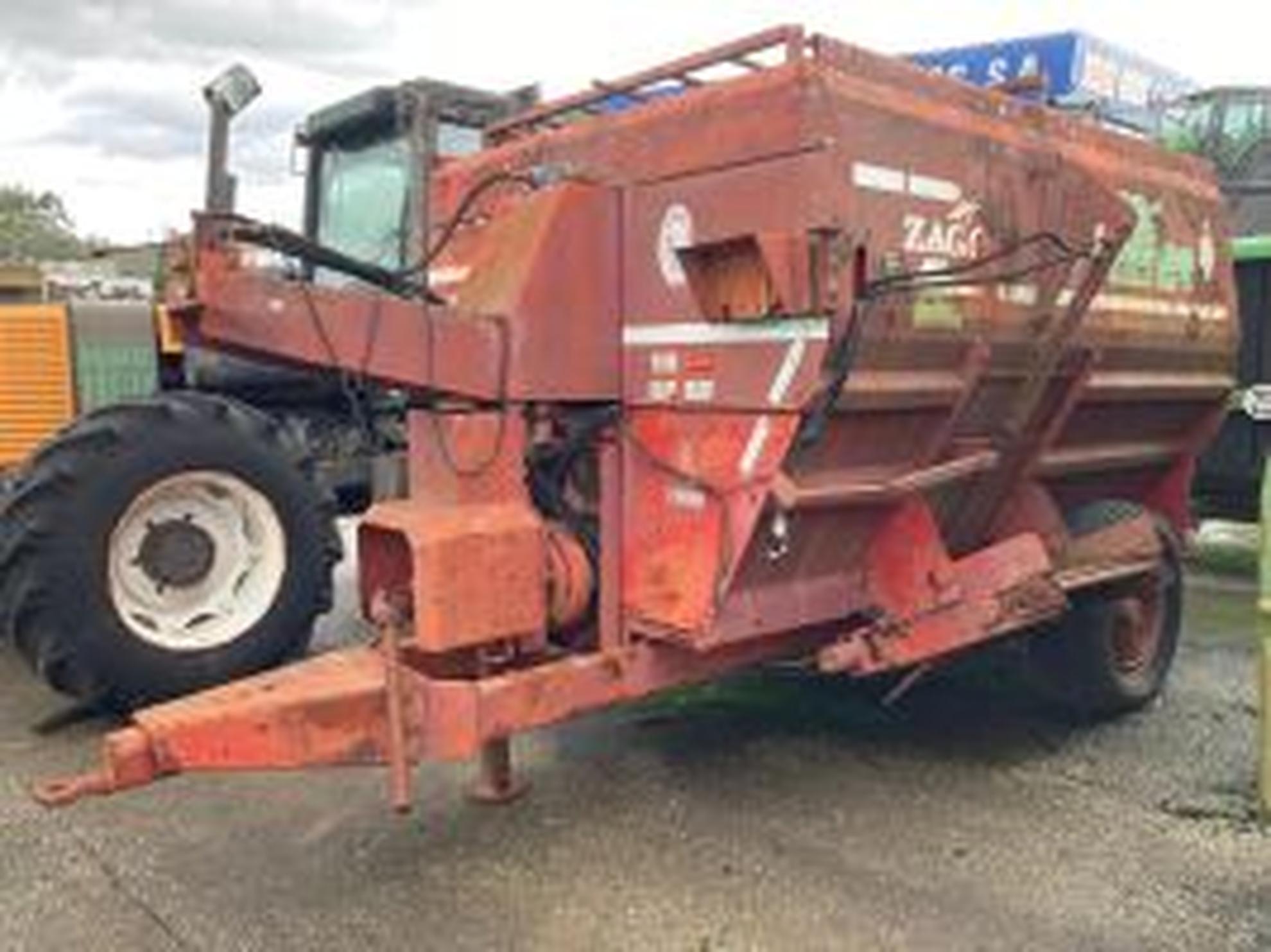 CARRO MEZCLADOR ARRASTRADO ZAGO KING 7 SD