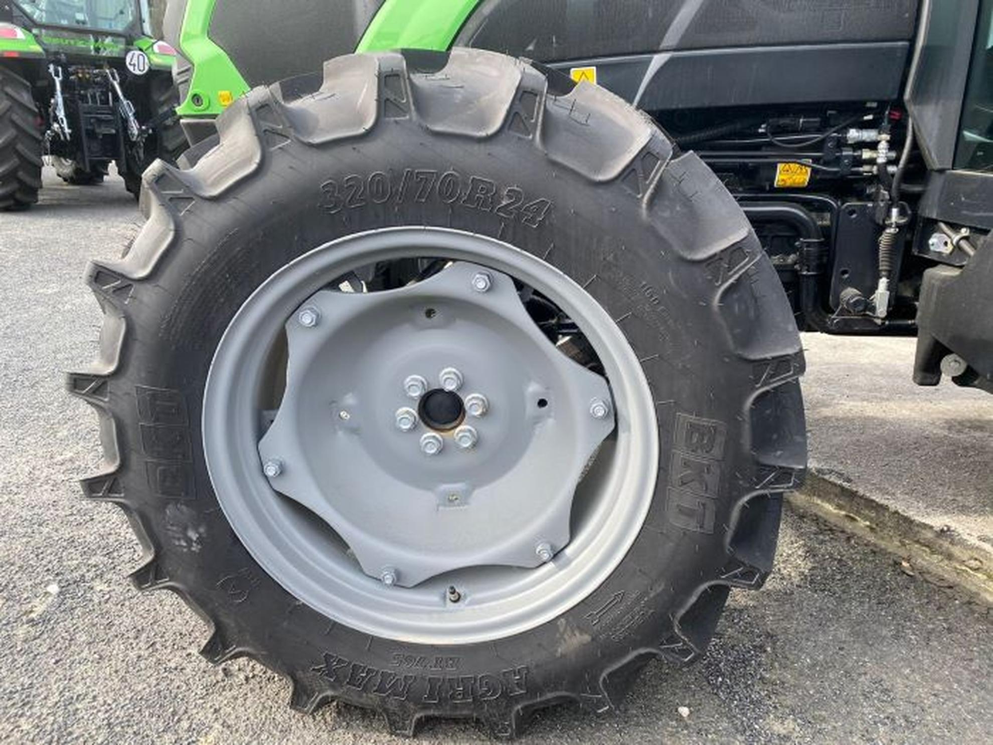 RUEDAS AGRICOLAS Slider Image