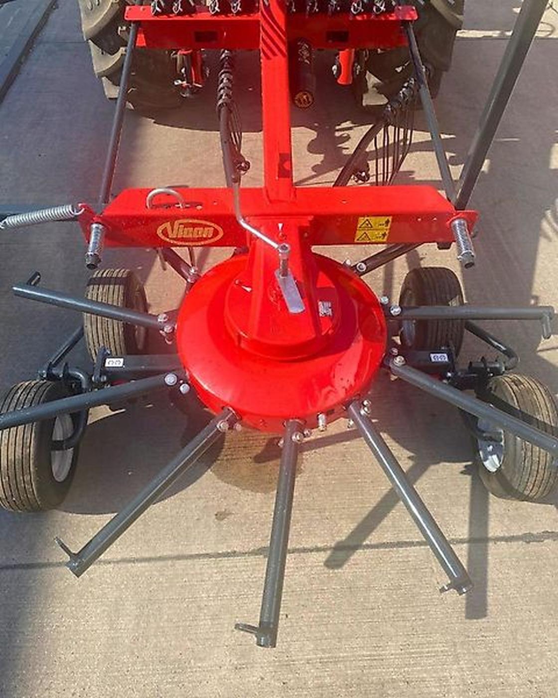 Vicon Schwader Andex 394 Slider Image