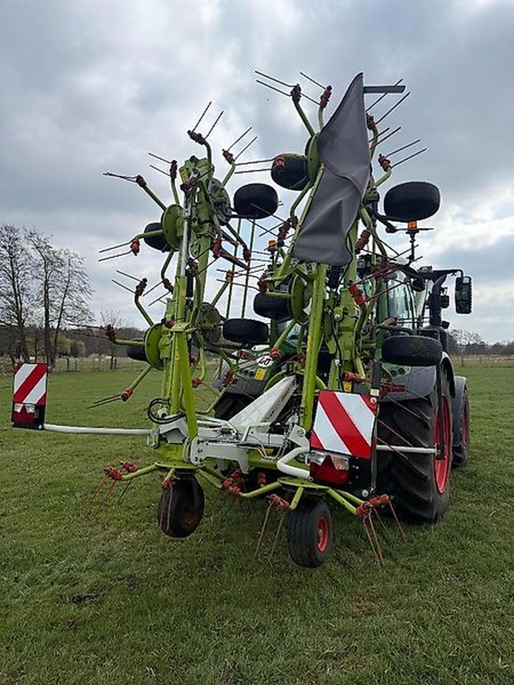 Claas Volto 1100 G55 Slider Image